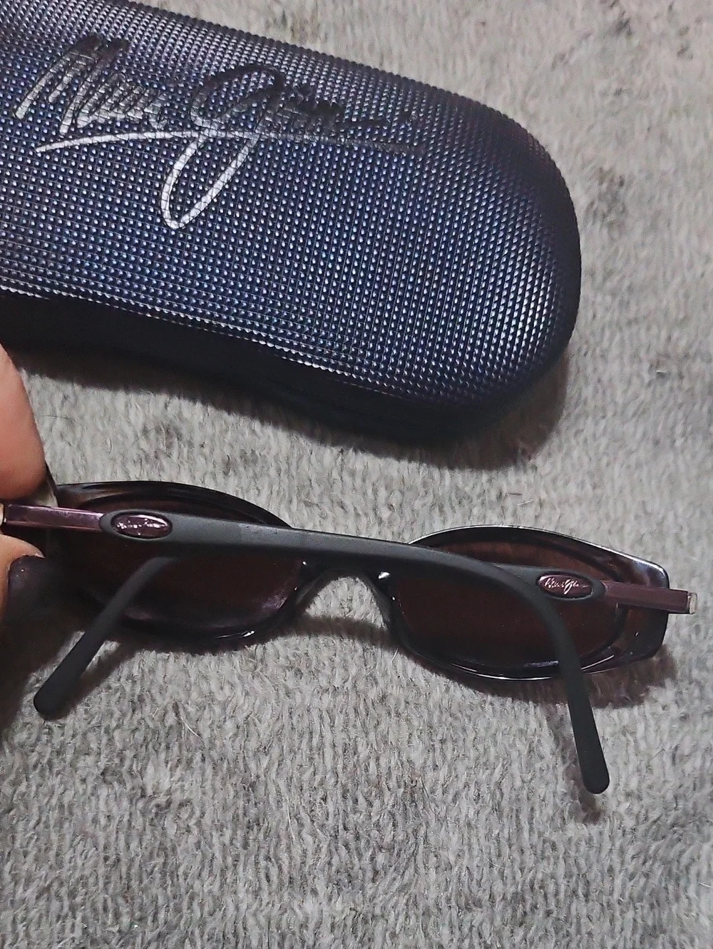 Maui Jim retailed 295